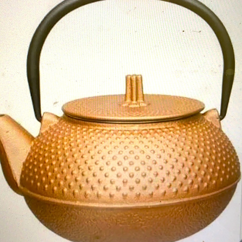 Berghoff Studio Cast Iron Teapot GOLD